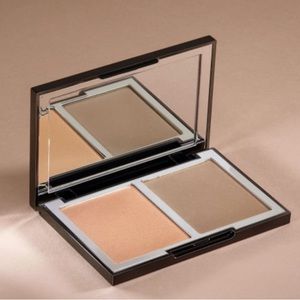 NIB Wayne Goss Radiance Boosting Face Palette in Light Gold